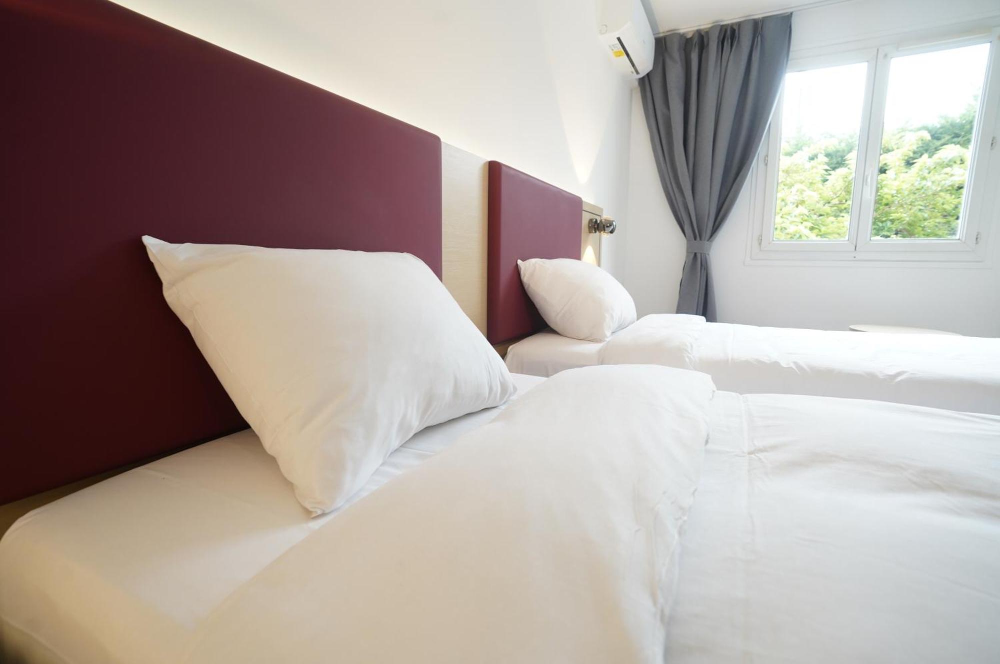 Anais Hotel Bourges Nord Saint-Doulchard Zewnętrze zdjęcie