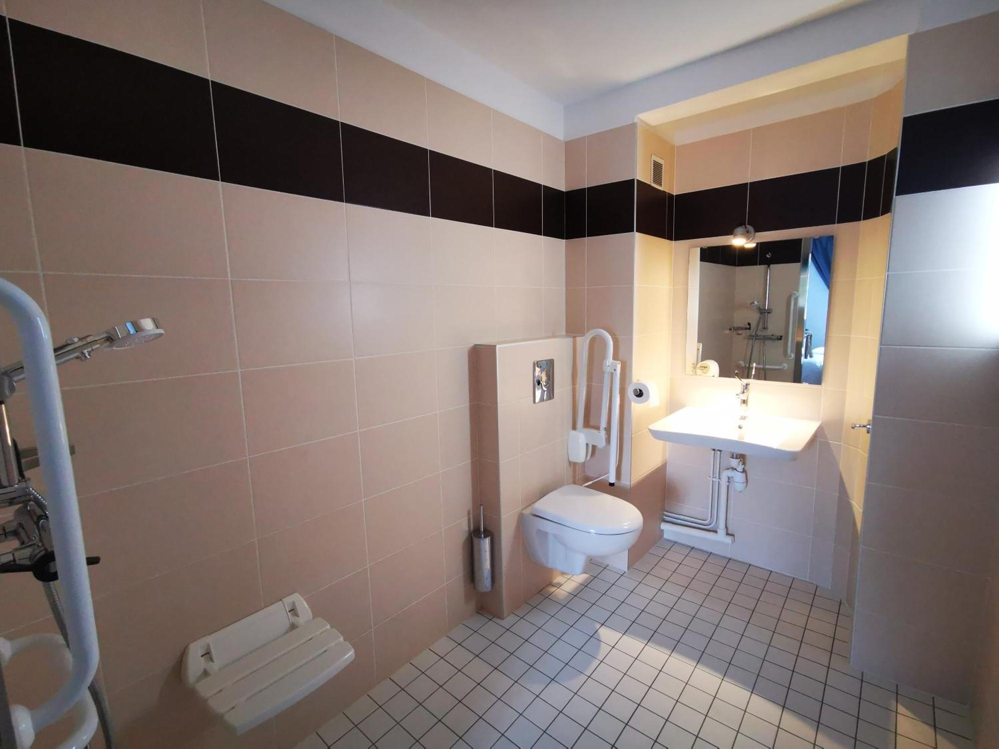 Anais Hotel Bourges Nord Saint-Doulchard Zewnętrze zdjęcie